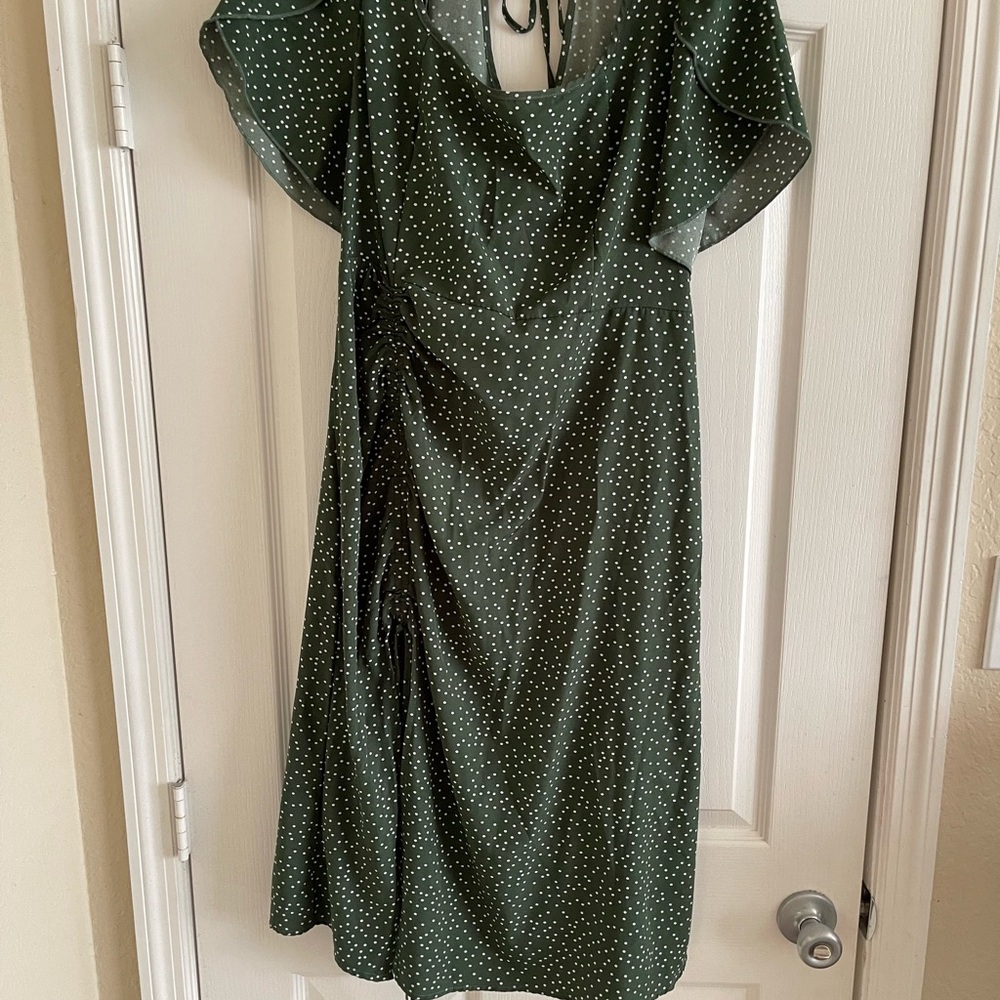 SHEIN Curve Women’s Short Green Polka Dot Midi Dress